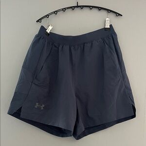 Under Armour Women's Dark Blue Athletic Shorts Size medium